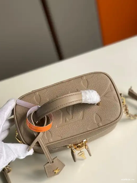 WIS LOUIS VUITTON PM VANITY 0327